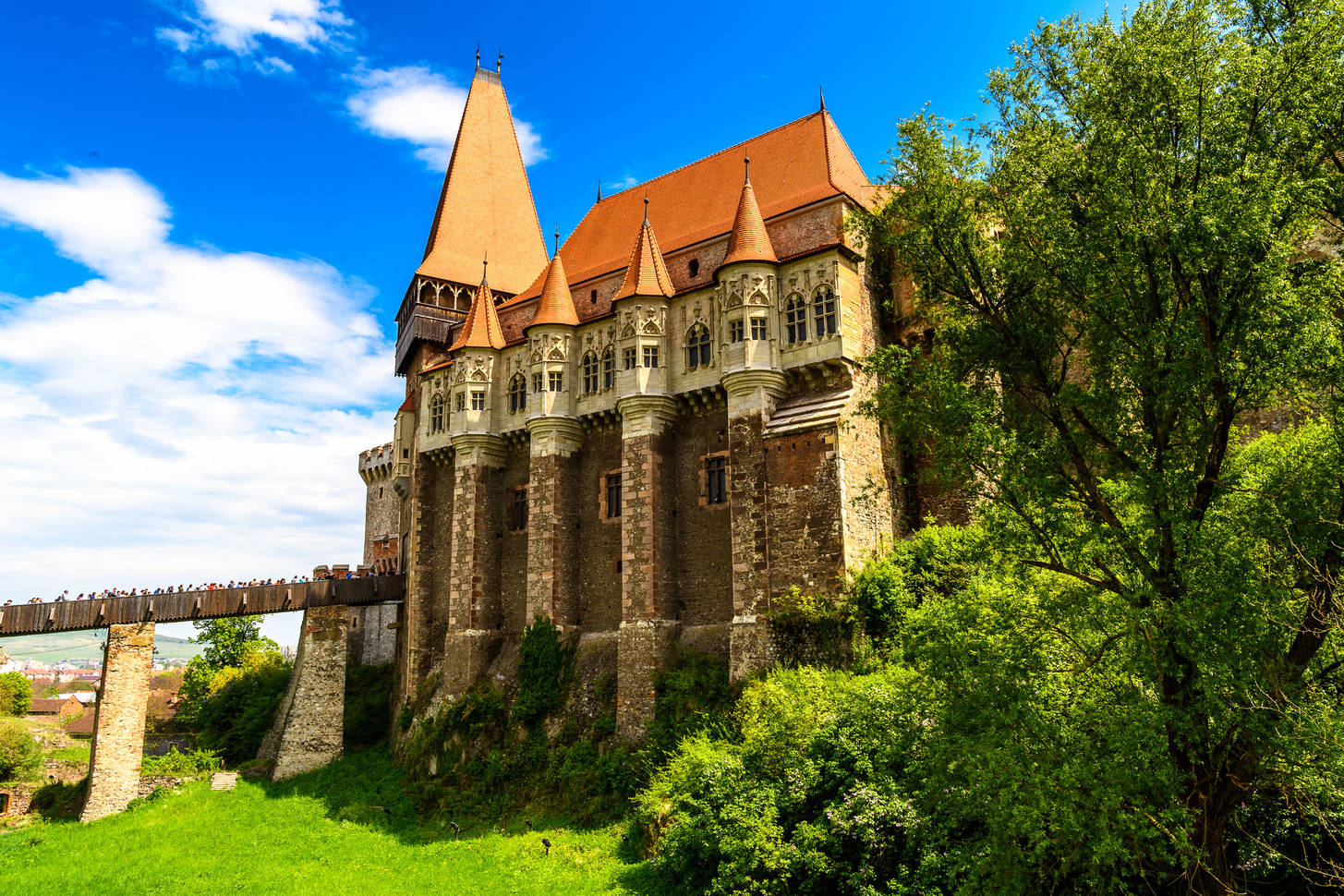 замок корвинов румыния