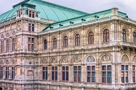 Фасада на Виенската държавна опера