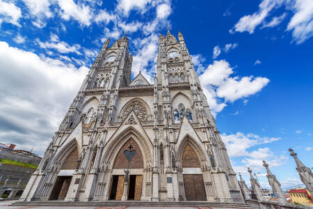 Basiliek van de Nationale Gelofte in Quito