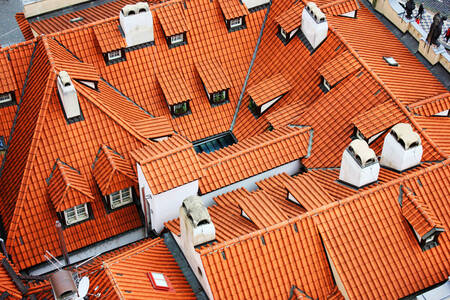 Prag'da kiremitli çatılar