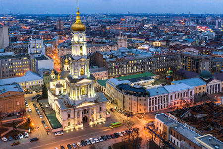 Kathedraal van de veronderstelling in Kharkov