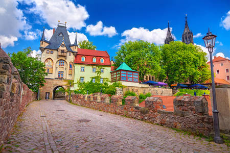 Пътят до крепостта Албрехтсбург