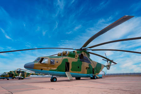 Helicóptero de transporte militar