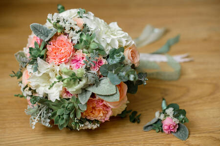 Bride's bouquet and groom's boutonniere