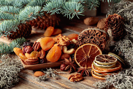 Fir branches and dried fruits