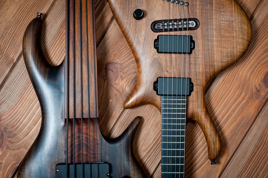Electric rhythm guitars