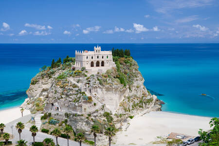 Santuario di Santa Maria dell'Isola di Tropea