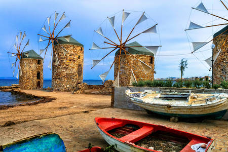 Moulins à vent sur l'île de Chios