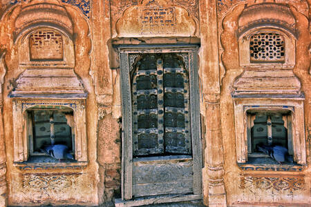 Fachada de una casa histórica de la India