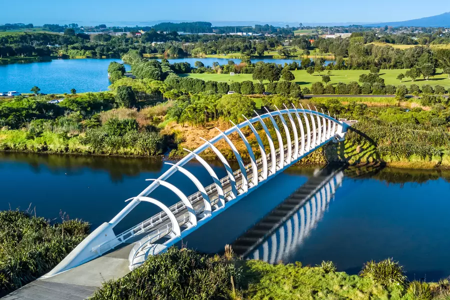 Voetgangersbrug Te-Reva-Reva