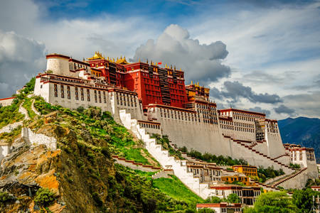 Istana Potala
