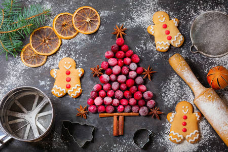 Cranberry-Baum und Weihnachts-Lebkuchen