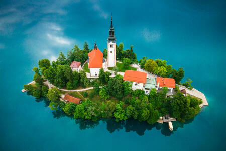 Île sur le lac de Bled