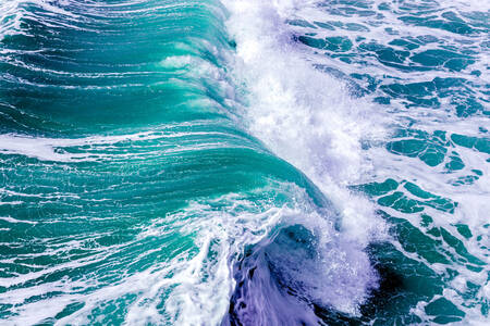 Хвилі в океані