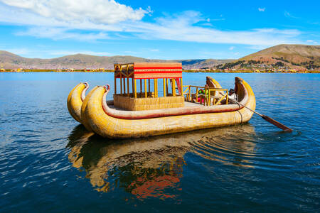 A boat in the middle of Lake Titicaca