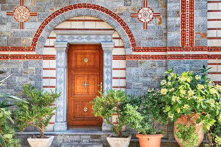 Aziz George Manastırı'nın kapıları