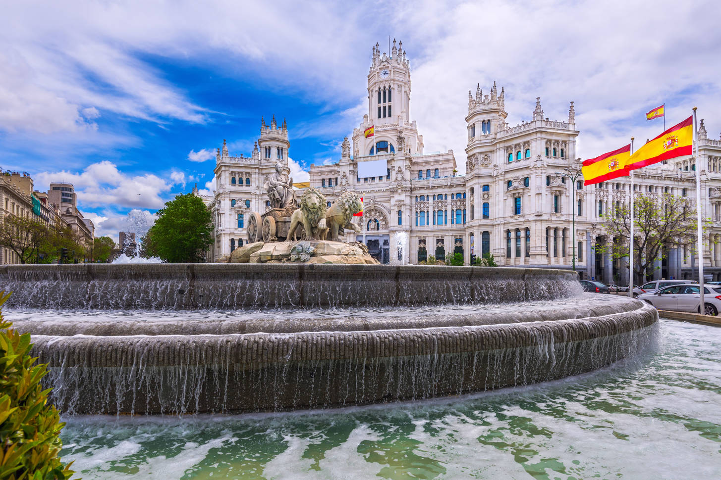 Мадрид правительство фонтан