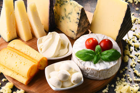 Διάφορα είδη τυριών