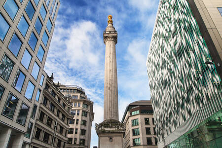 Монумент в память о Великом лондонском пожаре