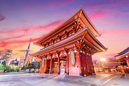 Ворота храму Сэнсо-дзі