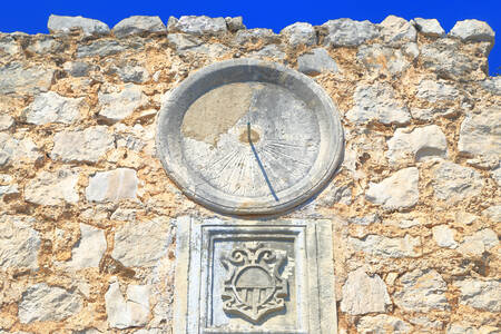 Sundial on the wall