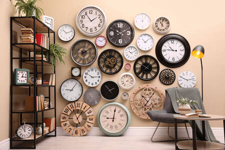 Collezione di orologi da parete
