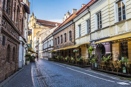 Calle en el casco antiguo de Vilnius