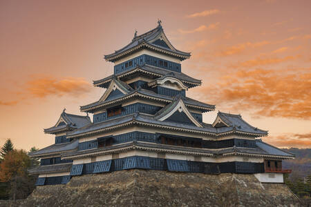 Castelul Matsumoto la apus
