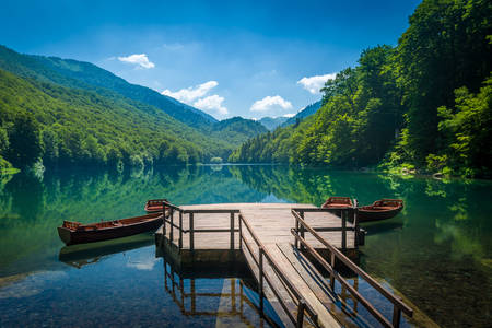 Биоградско езеро