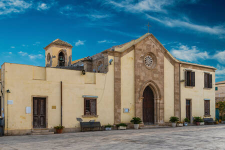 Kostel ve vesnici Marsamemi