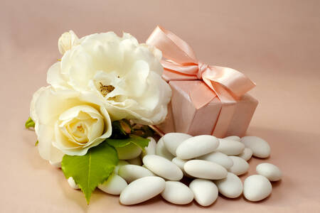 Cadeau de mariage et fleurs