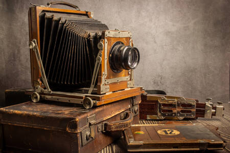 Antique camera in a wooden case