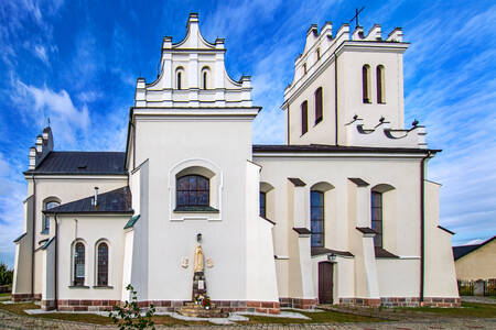 Biserica Sf. Stanislaus din satul Selyun