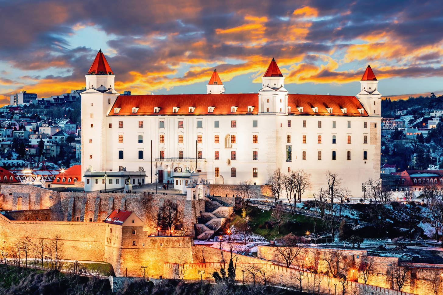 Братислава замок Словакия