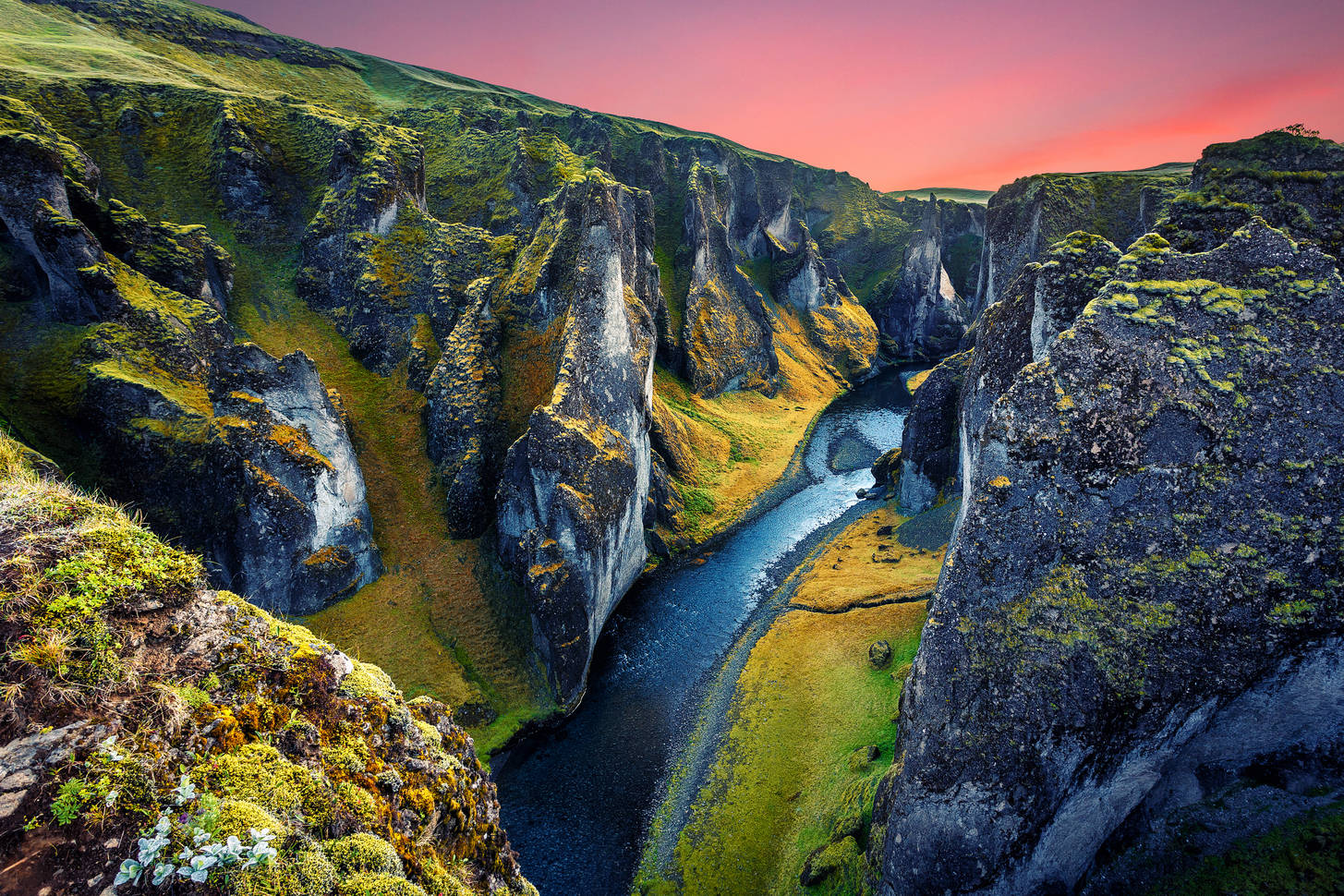 Исландия, каньон Fjadrargljufur