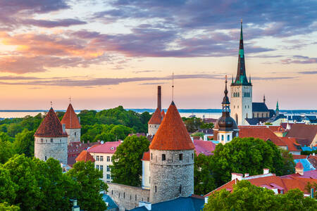 Pôr do sol em Tallinn