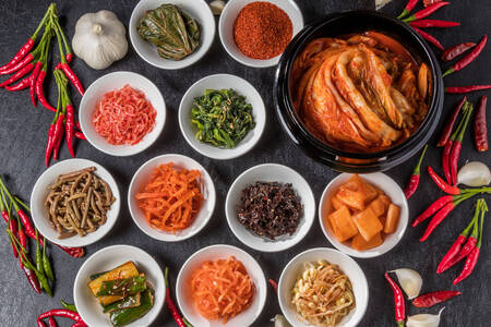 Кимчи и корейские закуски