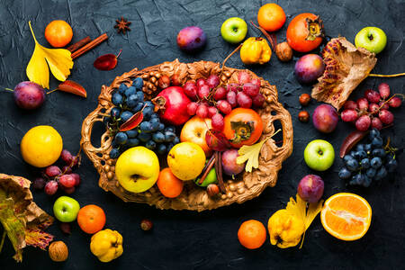 Meyveler ve meyveler