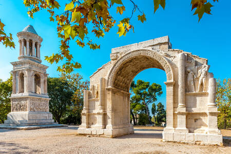 Rzymskie ruiny w Saint-Remy-de-Provence