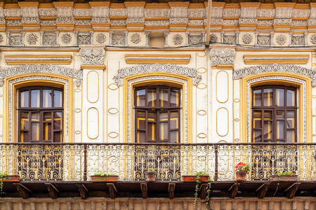 Balkon in koloniale stijl