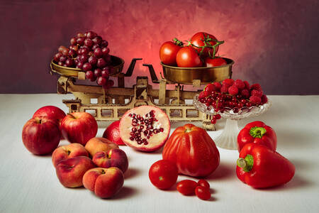 Frutas vermelhas e legumes