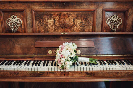 Wedding bouquet on piano