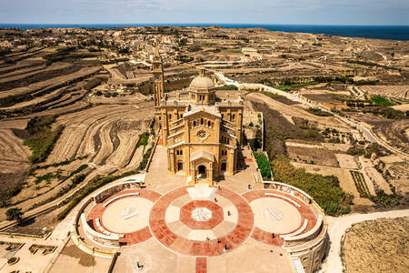 Pohľad na baziliku Ta' Pinu