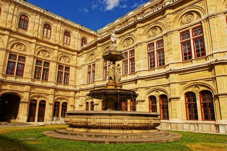 Operní fontána ve Vídni