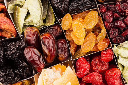 Dry exotic fruits