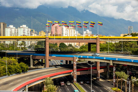 Węzeł drogowy w centrum Caracas
