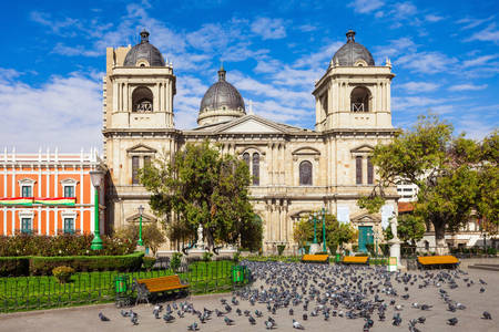 Kathedraal in Plaza Murillo