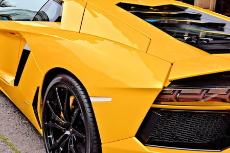 Gele Lamborghini
