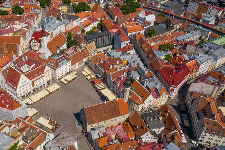 Tallinn'in üstten görünümü