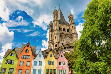 Blick auf Groß St. Martin in Köln